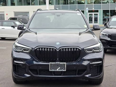 Used 2022 BMW X5 xDrive45e w/ M Sport Package AWD/4WD image 2