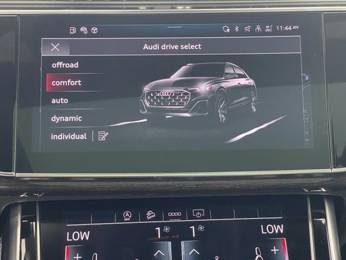 New 2025 Audi Q8 Premium Plus image 31