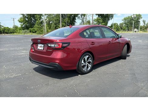 Used 2024 Subaru Legacy Premium AWD/4WD image 7