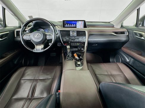 Used 2019 Lexus RX 450hL AWD image 34