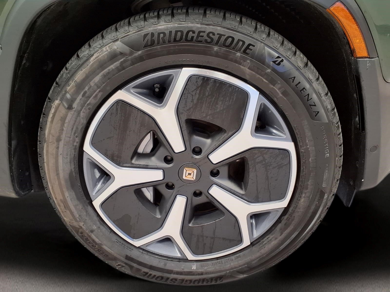 Used 2023 Rivian R1T Adventure Dual AWD/4WD image 8