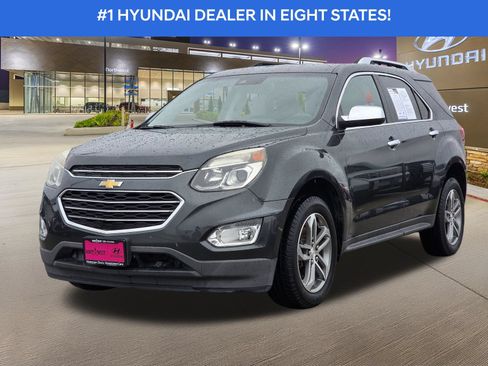 Used 2017 Chevrolet Equinox Premier w/ Enhanced Convenience Package FWD image 2