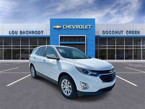 Used 2021 Chevrolet Equinox LT image 2