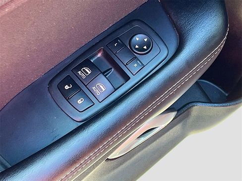 Used 2023 Dodge Challenger R/T image 17