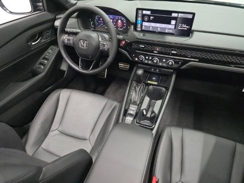 Used 2025 Honda Accord Sport image 24
