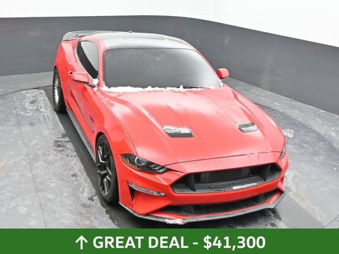 Used 2019 Ford Mustang GT Premium w/ Equipment Group 401A RWD image 35