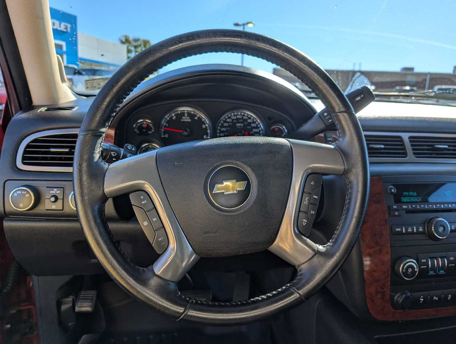 Used 2012 Chevrolet Suburban LS w/ Convenience Package 1 AWD/4WD image 33