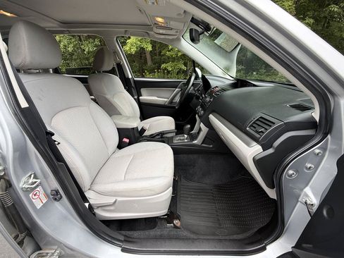 Used 2014 Subaru Forester 2.5i Premium w/ Popular Package #2 AWD/4WD image 25