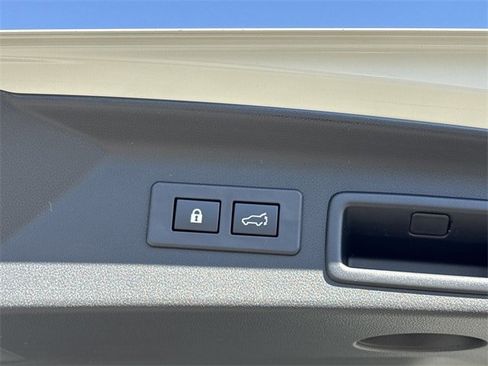 New 2025 Subaru Forester Limited image 16