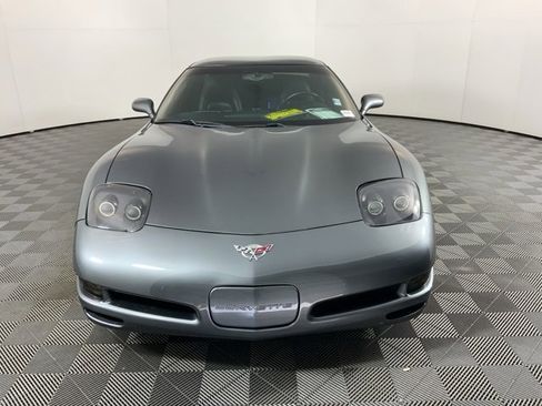Used 2003 Chevrolet Corvette Coupe w/ Preferred Equipment Group image 2