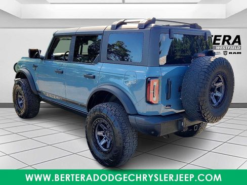 Used 2023 Ford Bronco Badlands AWD/4WD image 4