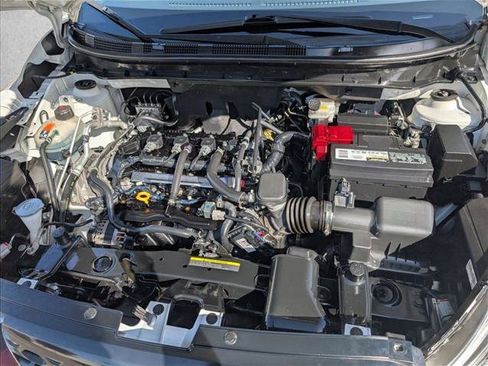 Used 2018 Nissan Kicks SV FWD image 20