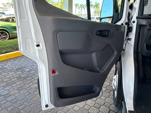 Used 2022 Ford Transit 250 Medium Roof AWD w/ Load Area Protection Package image 31