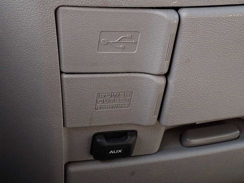 Used 2015 Honda Odyssey EX-L image 25