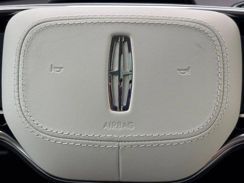 New 2026 Lincoln Nautilus Black Label image 19