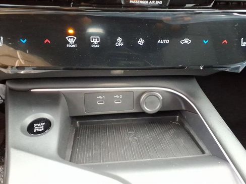 New 2026 Nissan Sentra SR image 13