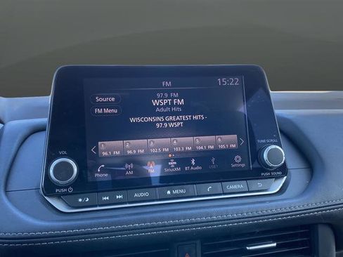 Used 2023 Nissan Rogue SV image 15