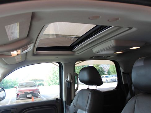 Used 2013 GMC Yukon Denali image 13