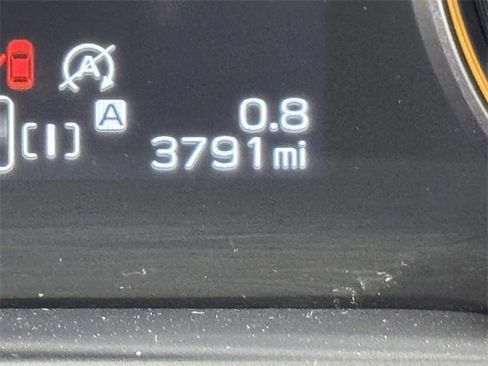 Used 2025 Subaru Crosstrek 2.5i Wilderness image 2