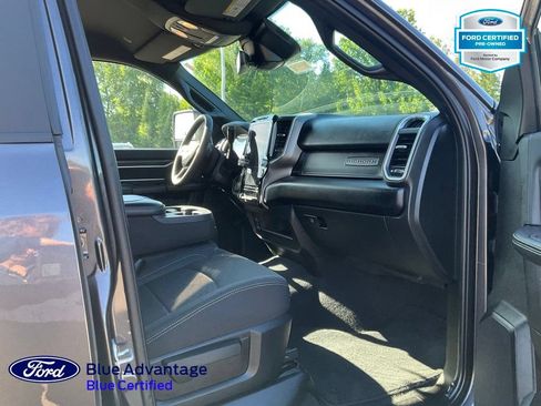 Used 2025 RAM 2500 Big Horn AWD/4WD image 18