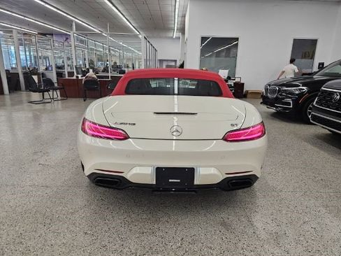 Used 2018 Mercedes-Benz AMG GT AMG GT Roadster image 5