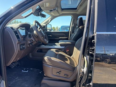 New 2026 RAM 2500 Limited AWD/4WD image 21