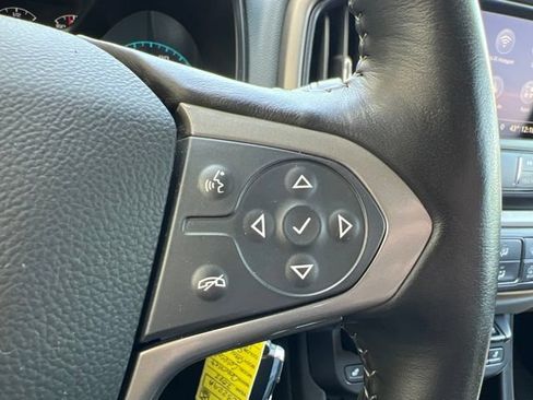 Used 2022 Chevrolet Colorado Z71 AWD/4WD image 22