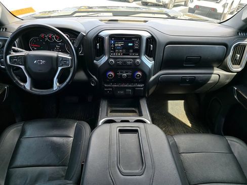 Used 2021 Chevrolet Silverado 2500 LT w/ Midnight Edition image 5