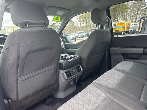 Used 2021 Ford F150 XLT image 25