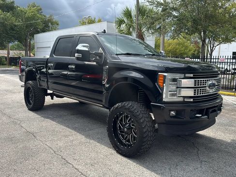 Used 2019 Ford F250 Platinum AWD/4WD image 7