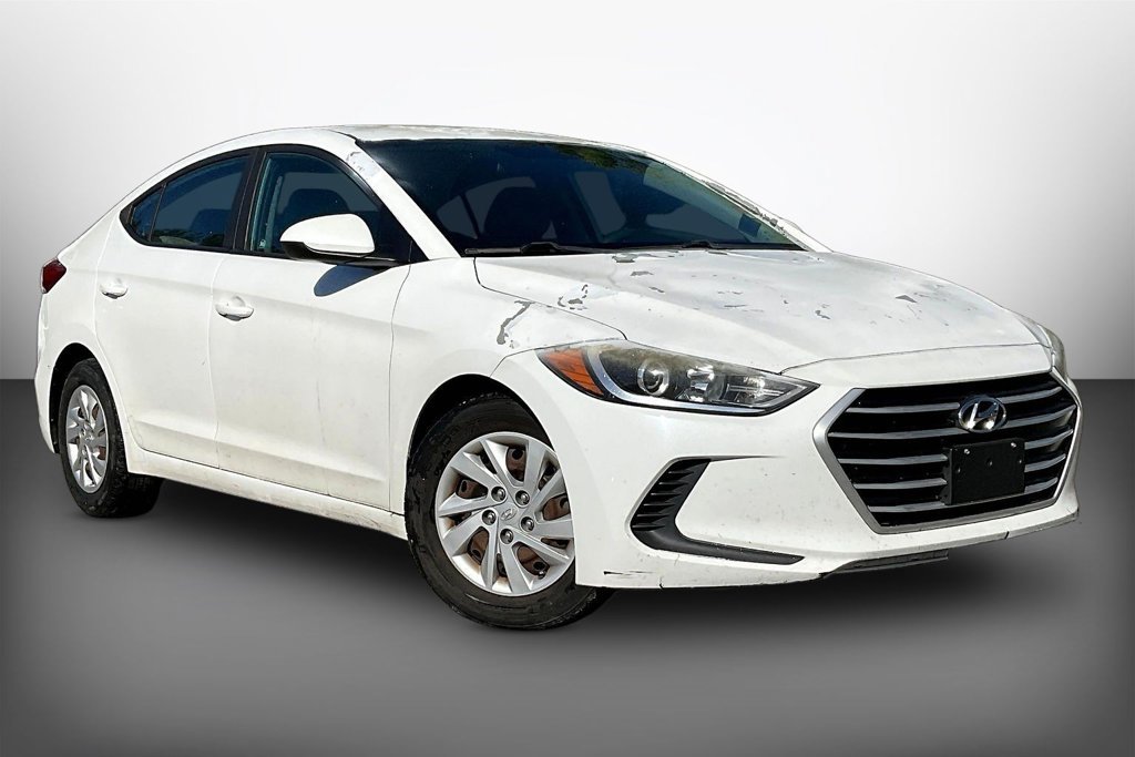 Used 2017 Hyundai Elantra SE FWD image 3