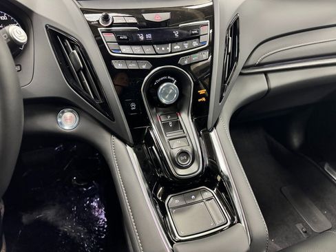 Used 2025 Acura RDX SH-AWD w/ Advance Package image 29