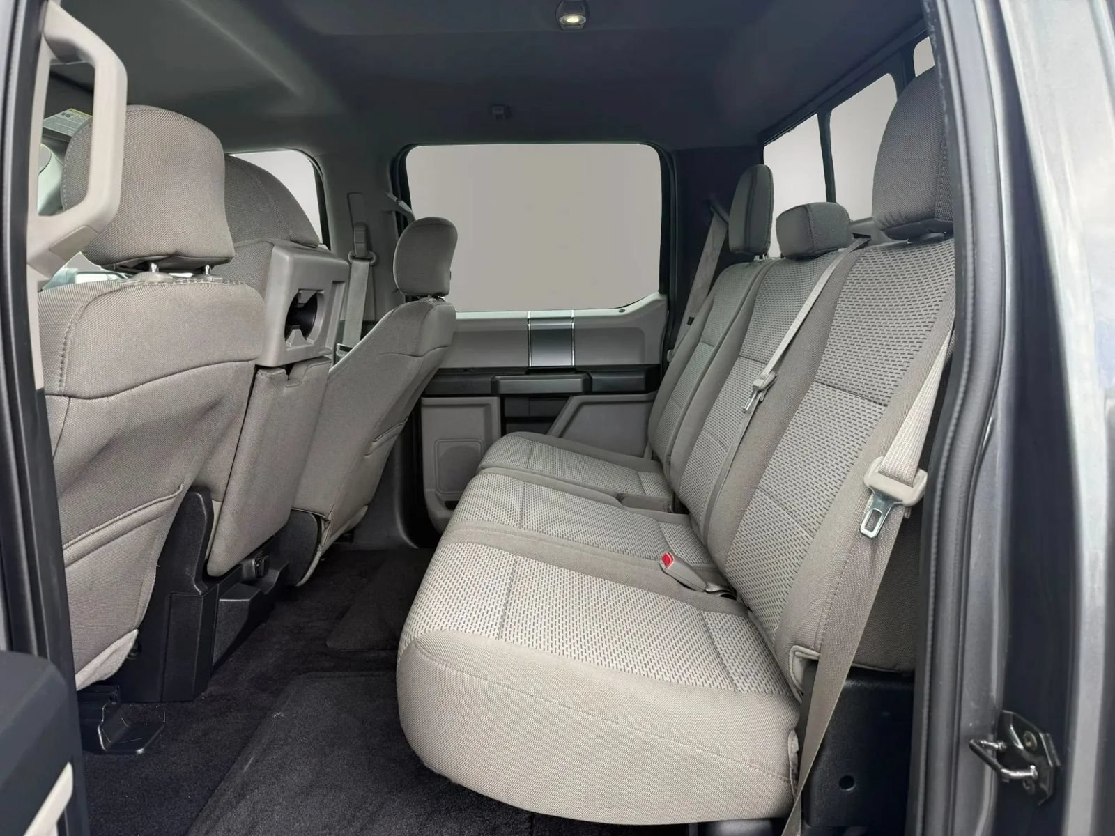 Used 2017 Ford F150 XLT w/ Equipment Group 302A Luxury RWD image 8
