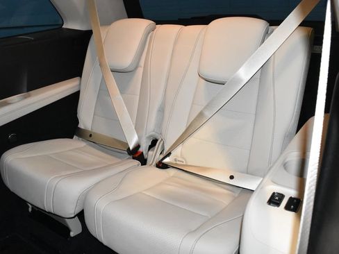 Certified 2024 Mercedes-Benz GLS 450 4MATIC image 22