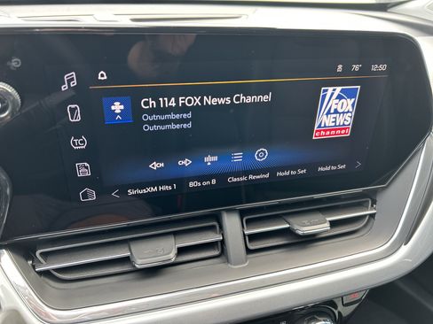 New 2025 Chevrolet Trax LT w/ Driver Confidence Package image 55