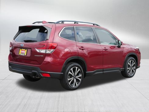 Certified 2023 Subaru Forester Limited AWD/4WD image 7