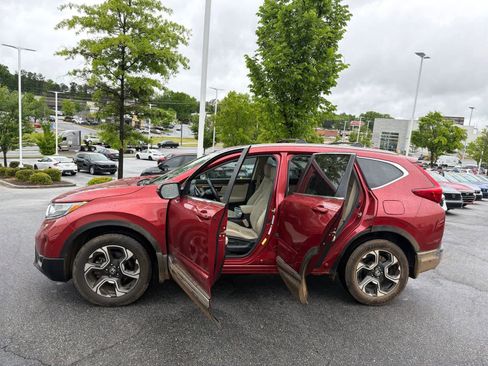 Used 2018 Honda CR-V Touring image 17