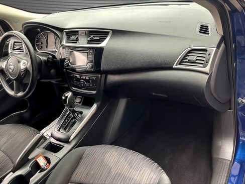 Used 2018 Nissan Sentra SV FWD image 25