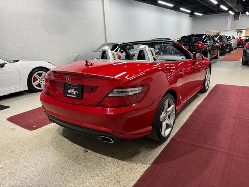Used 2012 Mercedes-Benz SLK 250 image 13