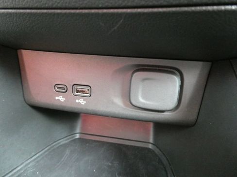 Certified 2026 Buick Envista Preferred FWD image 29