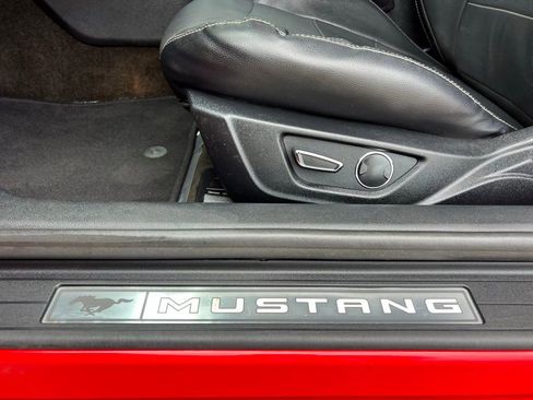 Used 2017 Ford Mustang GT Premium w/ GT Performance Package image 29