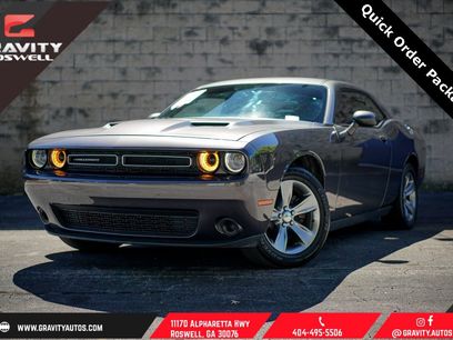Used 2016 Dodge Challenger SXT
