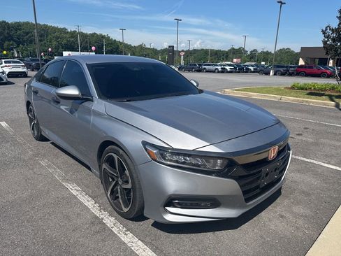 Used 2020 Honda Accord Sport image 9