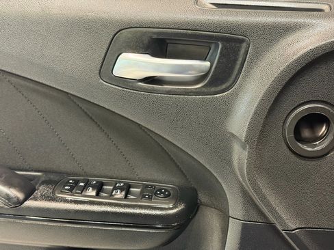 Used 2022 Dodge Charger R/T w/ Blacktop Package image 6