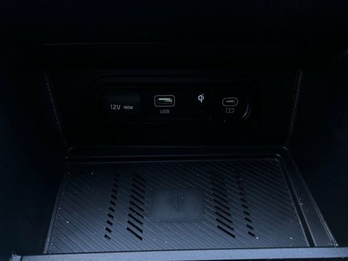 Used 2023 Kia Sportage EX image 27