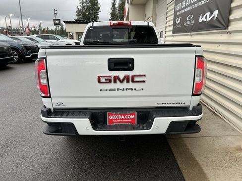 Used 2021 GMC Canyon Denali image 6