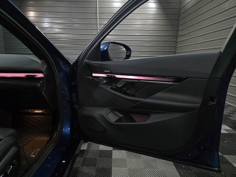 Used 2026 BMW i5 eDrive40 w/ M Sport Package image 33