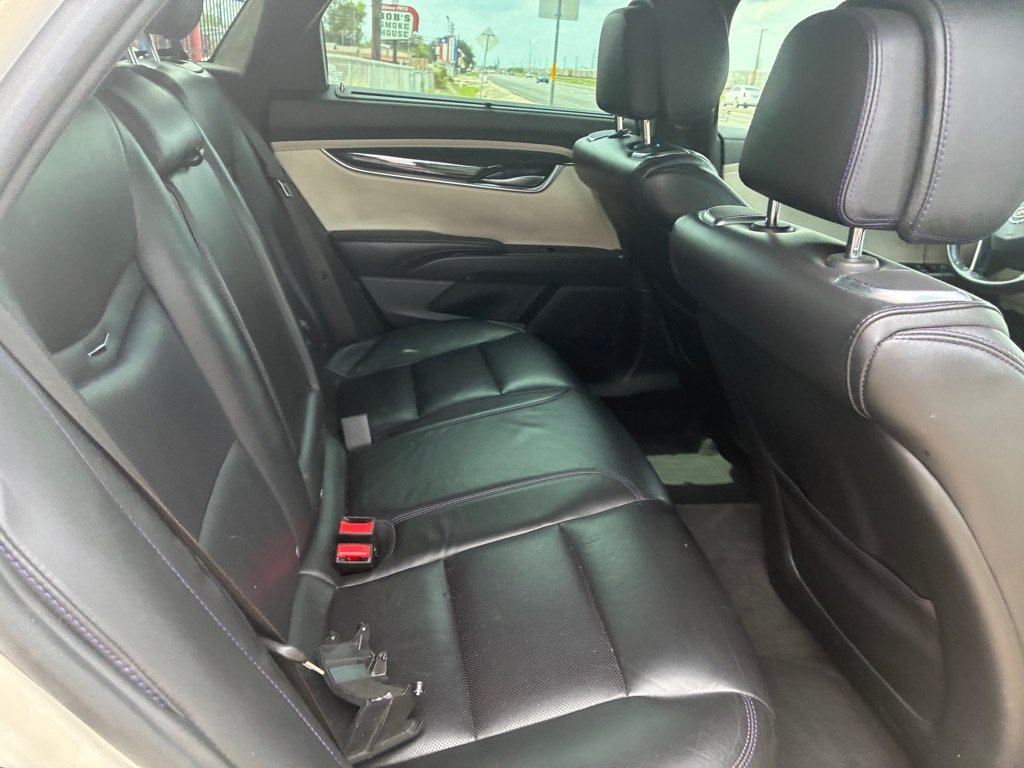 Used 2013 Cadillac XTS Platinum FWD image 24