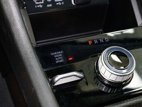 Used 2023 Jeep Grand Cherokee Limited AWD/4WD image 24