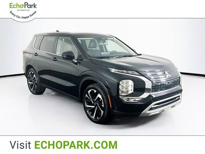 Used 2024 Mitsubishi Outlander SE